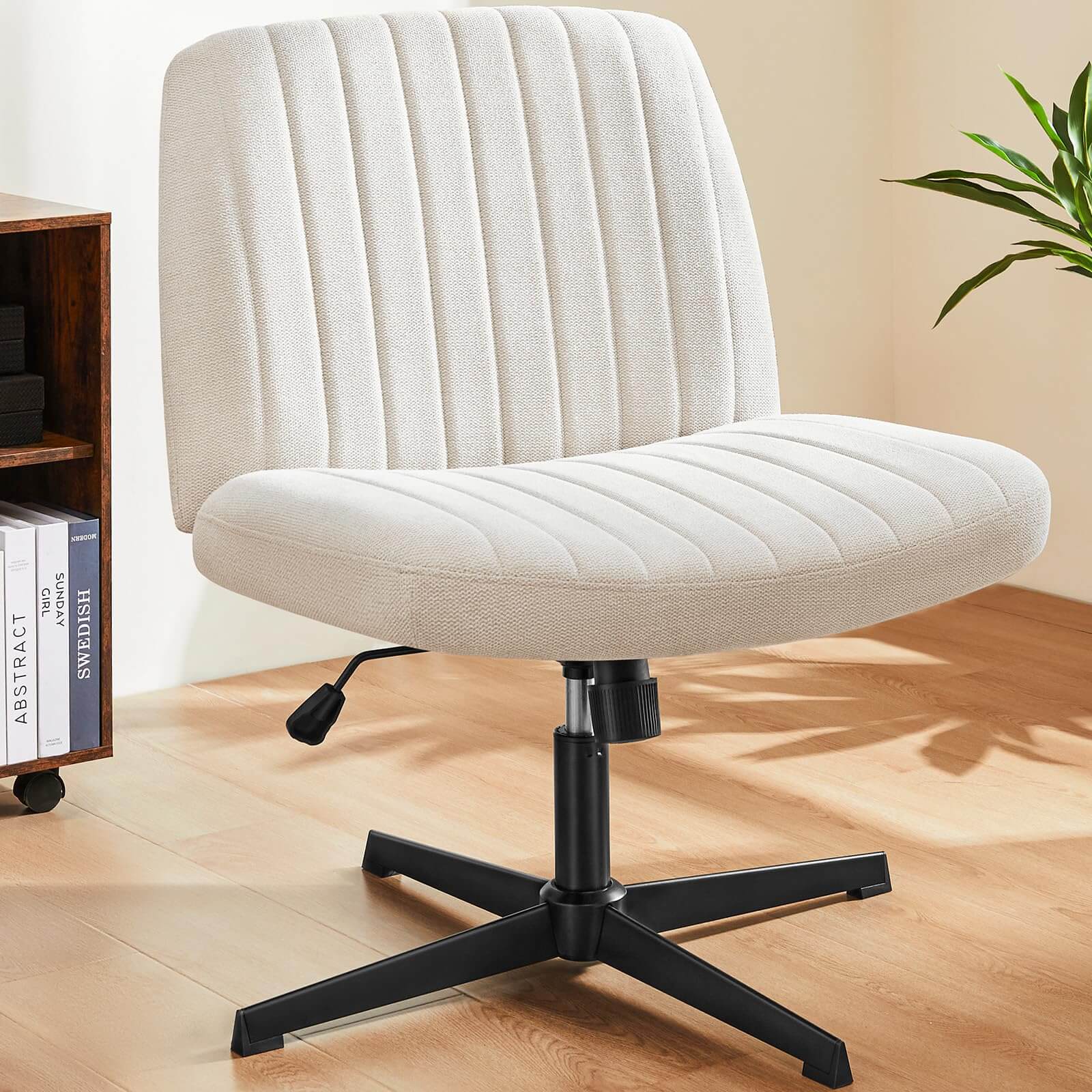 Cross-Legged Office Chair – Wide Seat Comfort for All-Day Relaxation