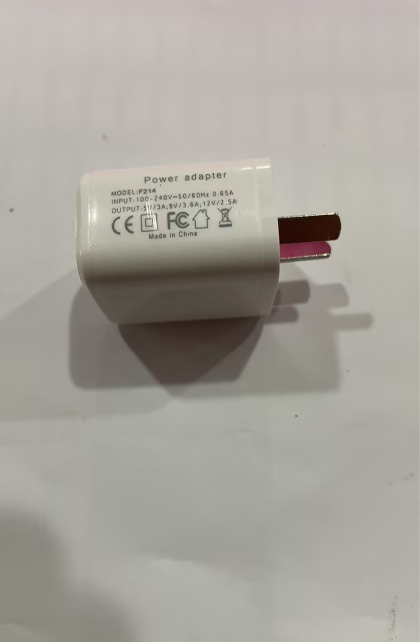 Smart LED Lamp with Speaker & Wireless Charger – All-in-One Night Experience
