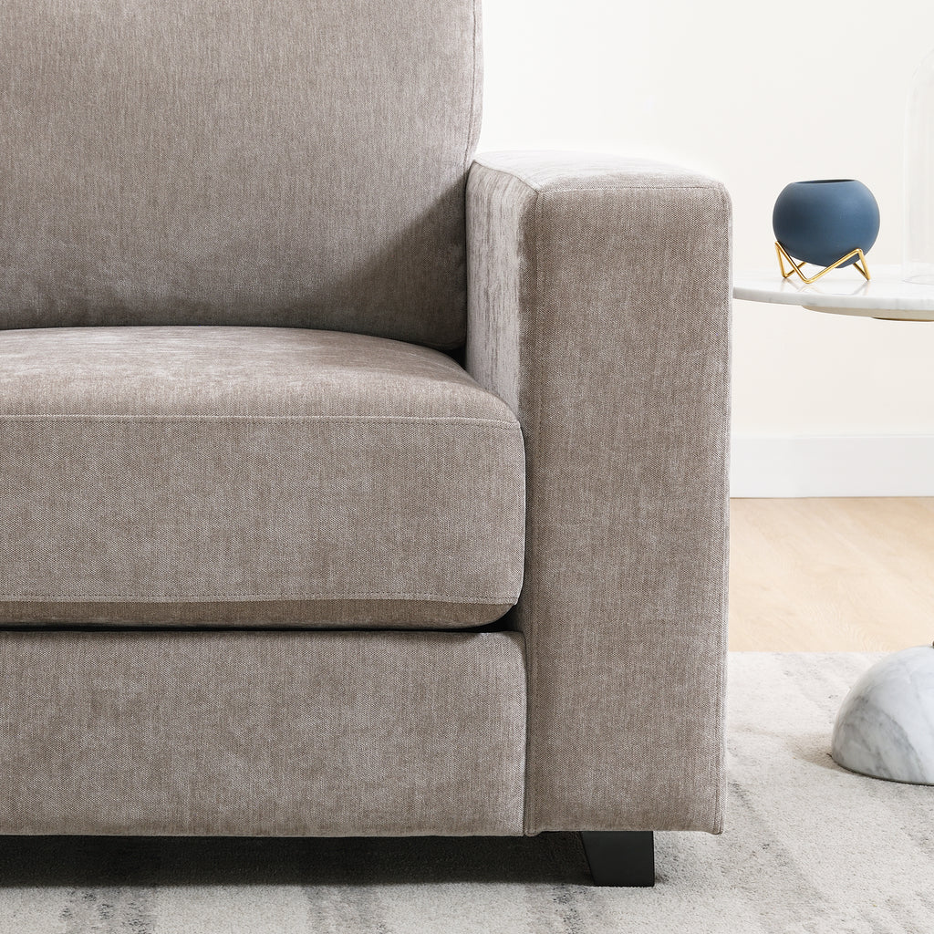 Oversized Accent Chair – Relax in Total Comfort